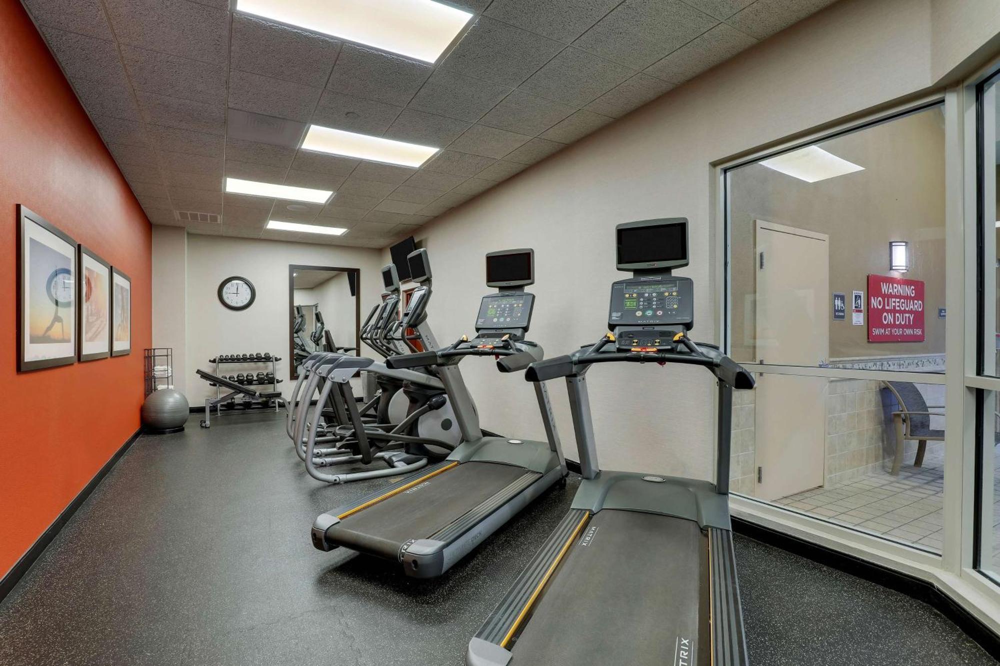 Drury Inn & Suites Charlotte Northlake Екстер'єр фото