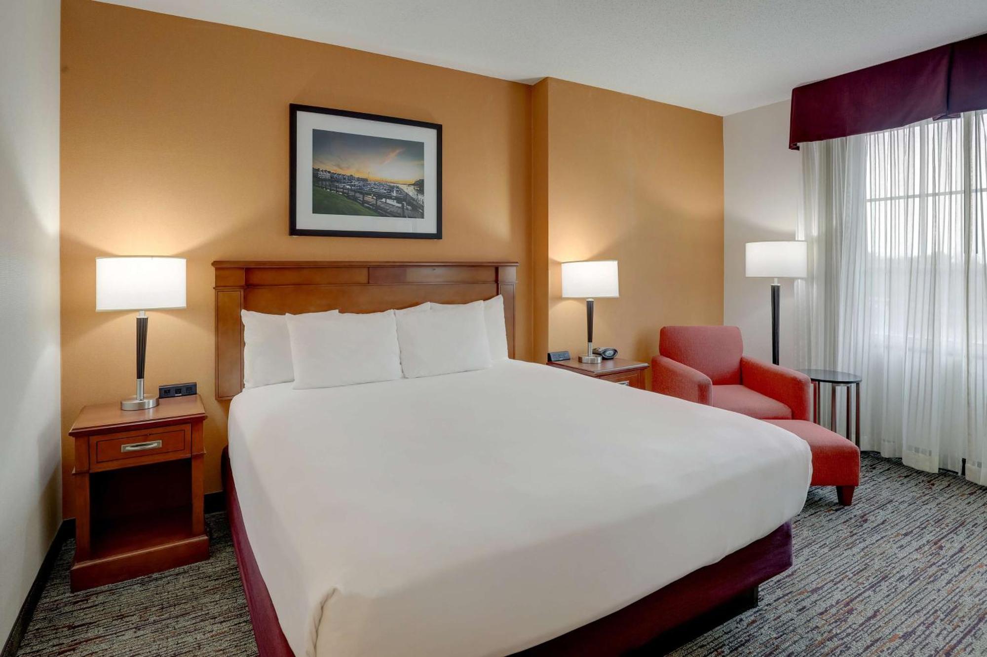 Drury Inn & Suites Charlotte Northlake Екстер'єр фото
