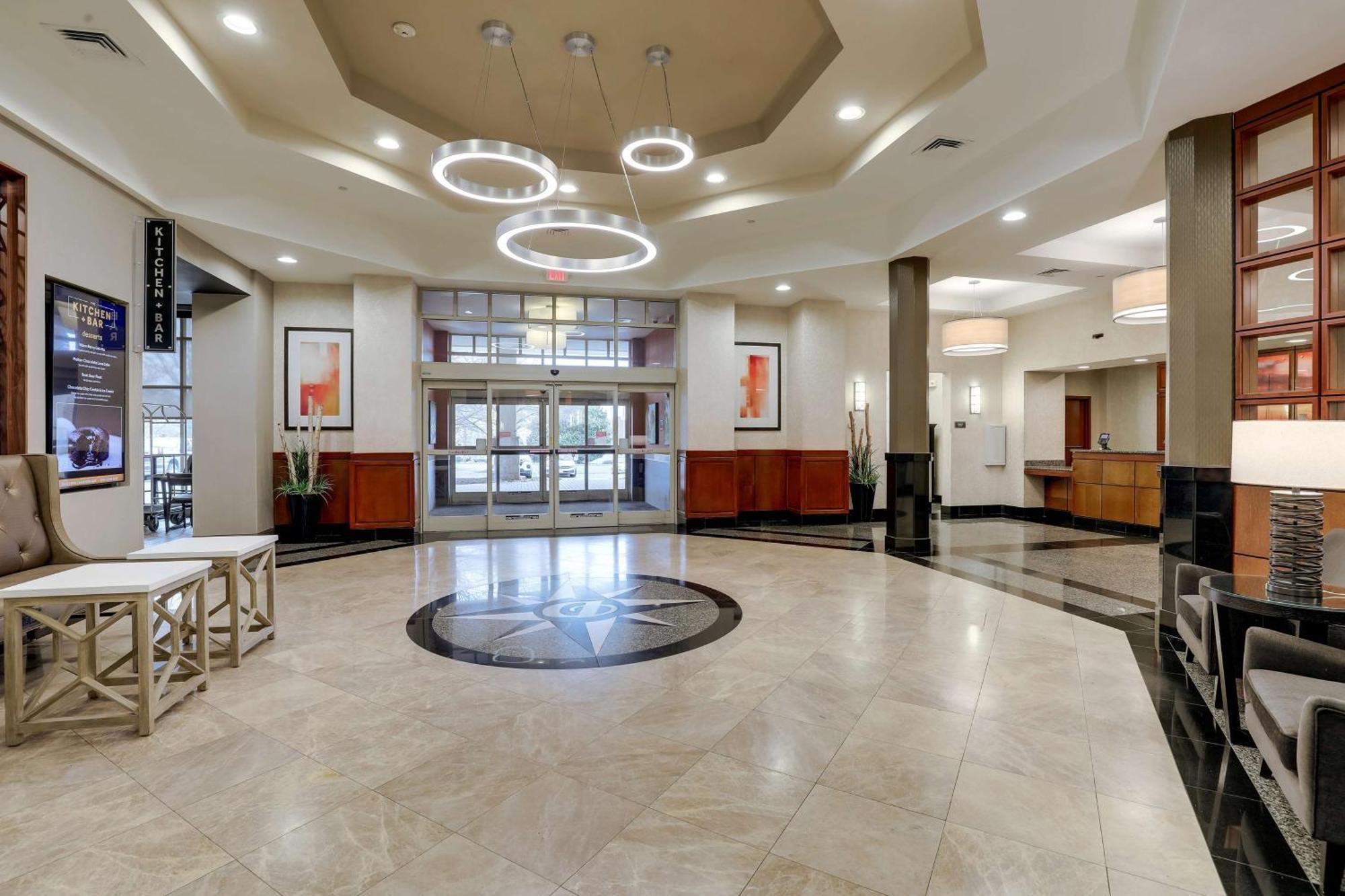 Drury Inn & Suites Charlotte Northlake Екстер'єр фото