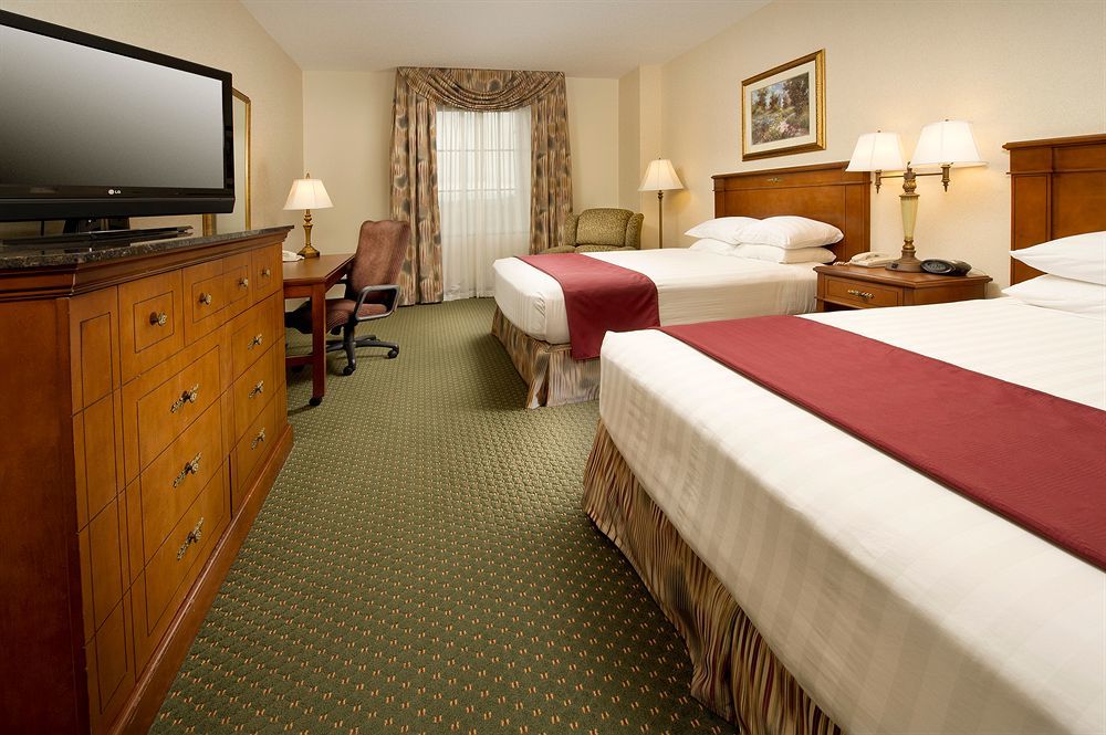 Drury Inn & Suites Charlotte Northlake Екстер'єр фото